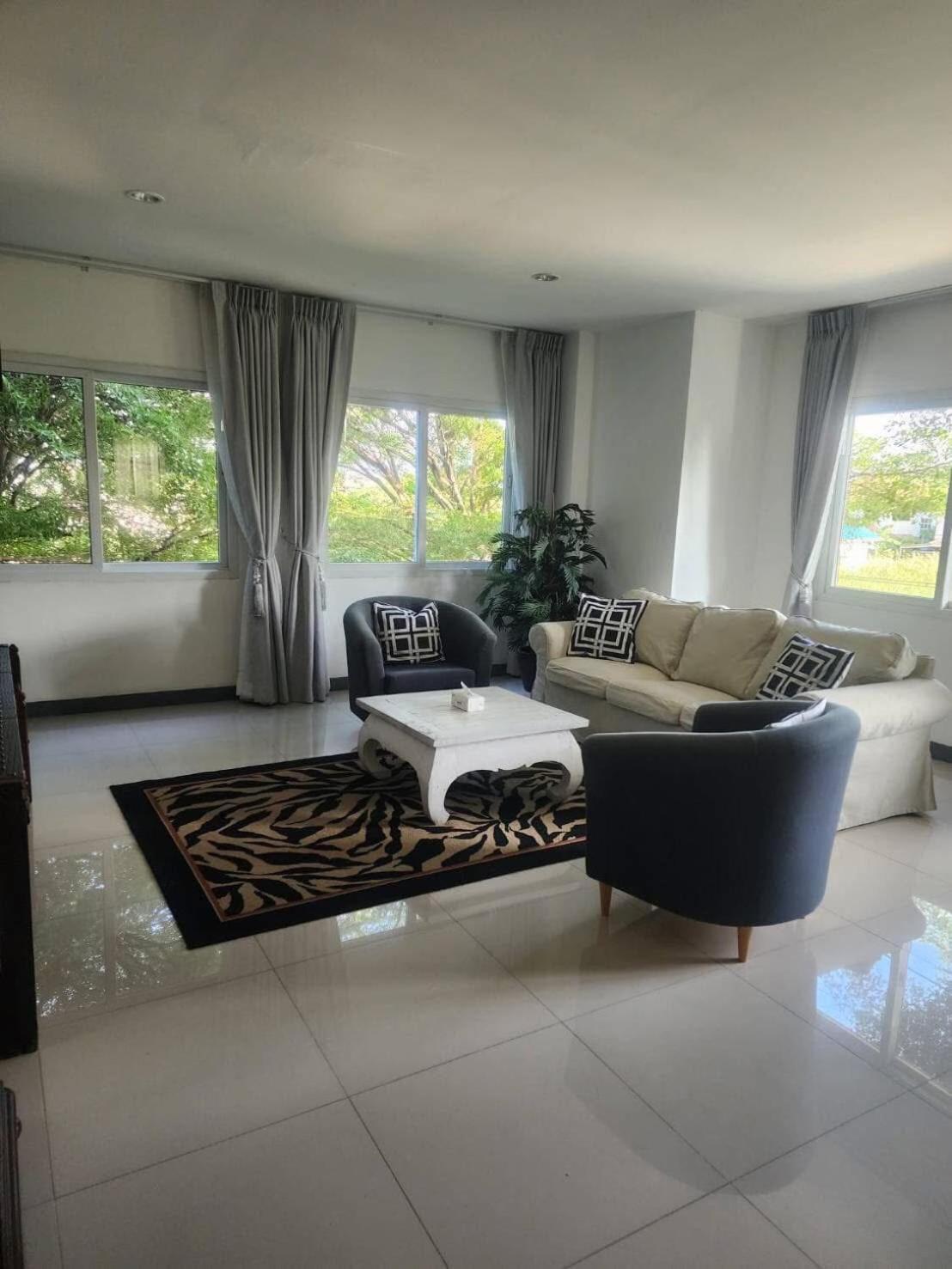 Ibeyond Apartment Romklao Suvarnabhumi Bangkok Eksteriør billede
